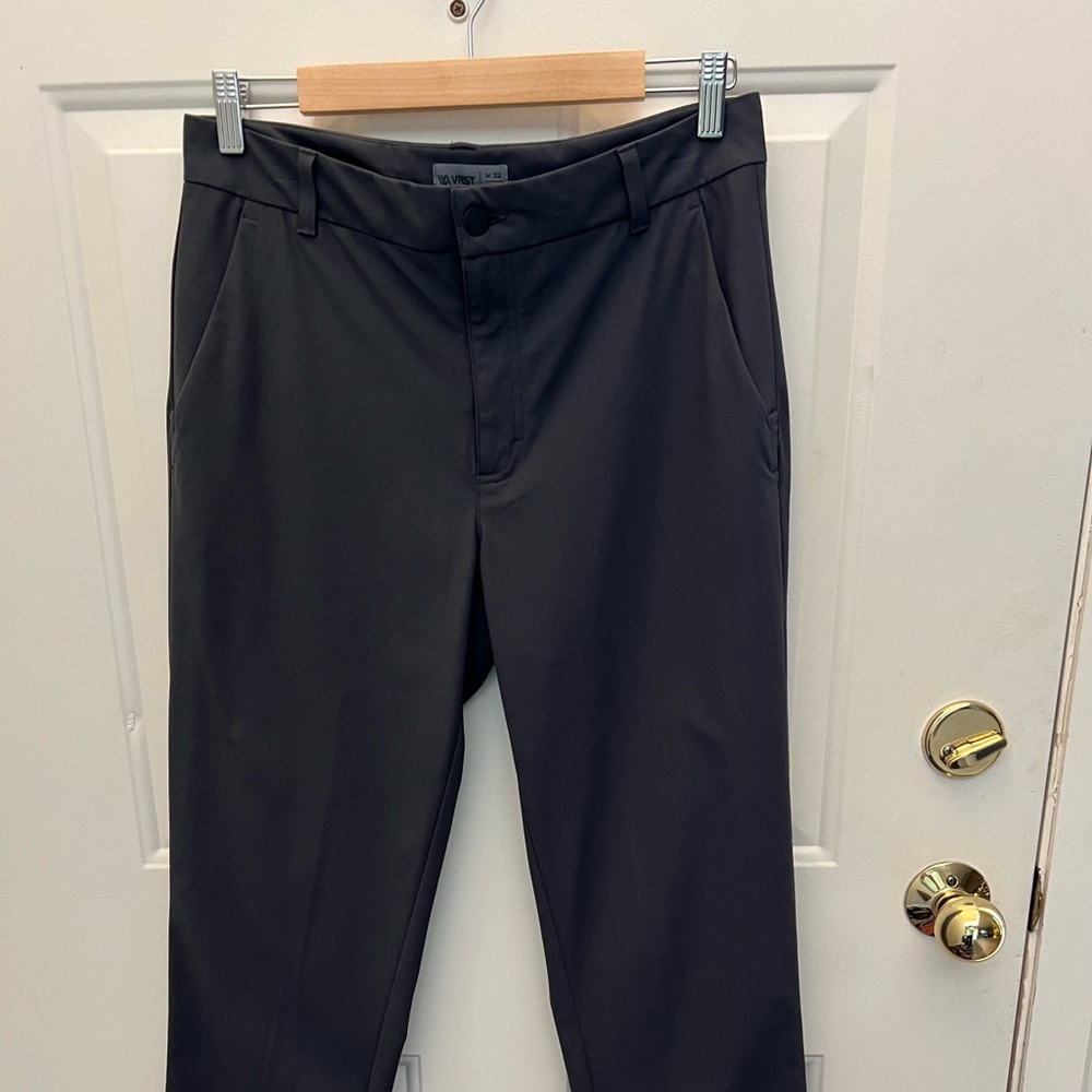 Men’s VRST Athletic Fit Charcoal Grey Pants W32/L32